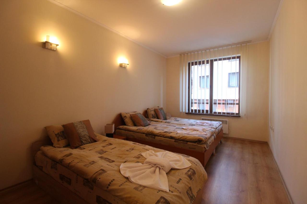 2 Bedroom Apartment Near Gondola Bansko Exterior photo