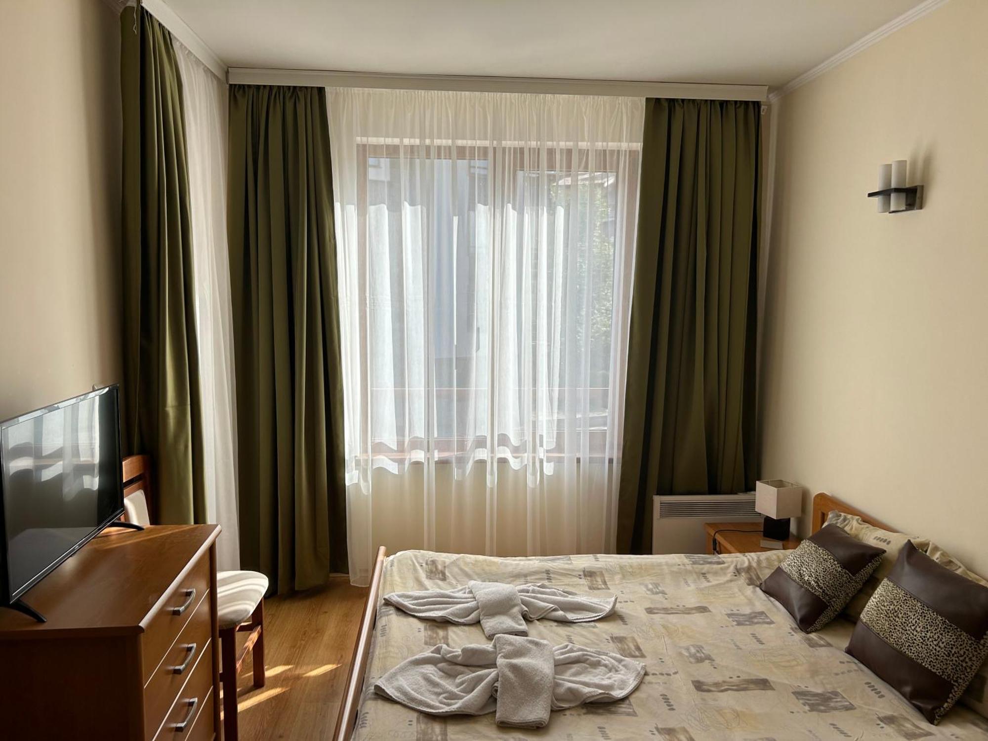 2 Bedroom Apartment Near Gondola Bansko Exterior photo